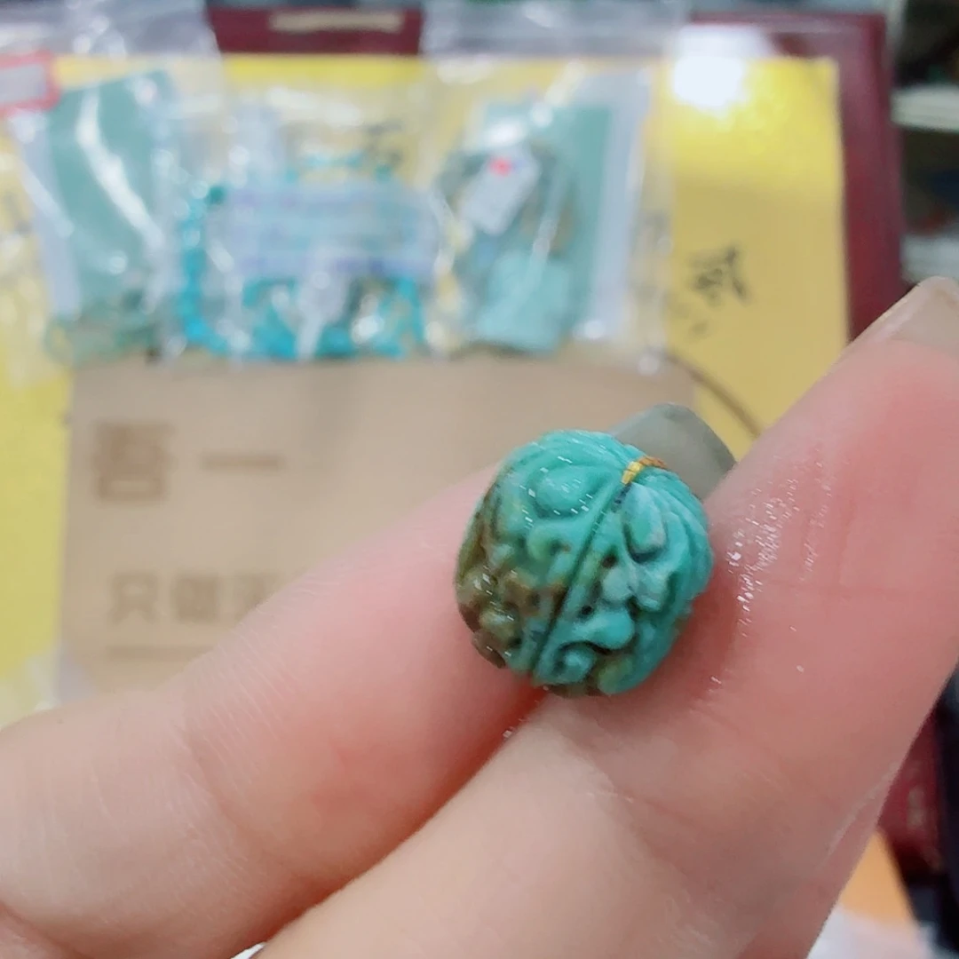 未镶嵌绿松石珠宝奇石B***l