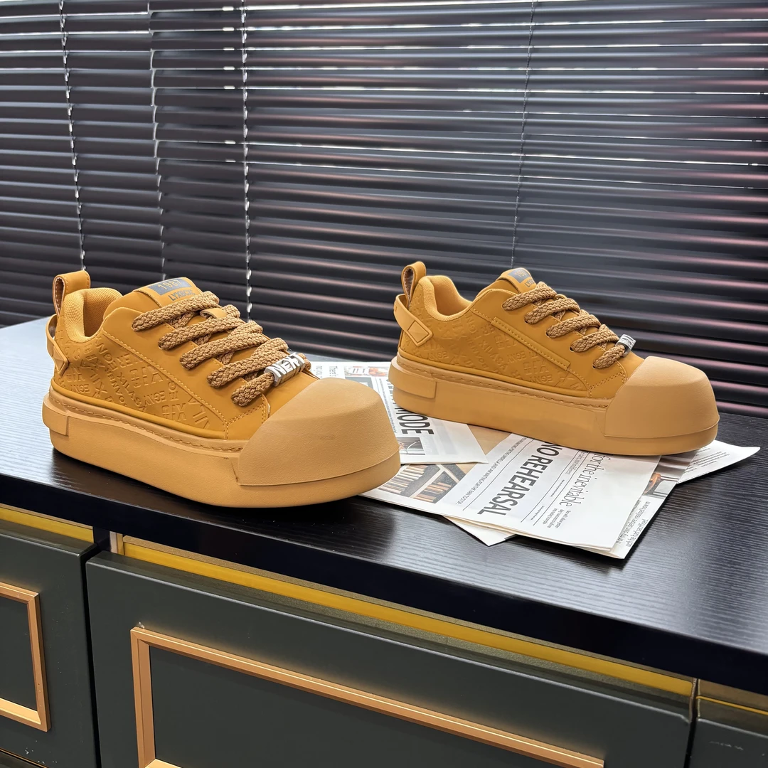 冠辰Guanchen早秋新款轻质高级感软底男士必备运动休闲板鞋278119