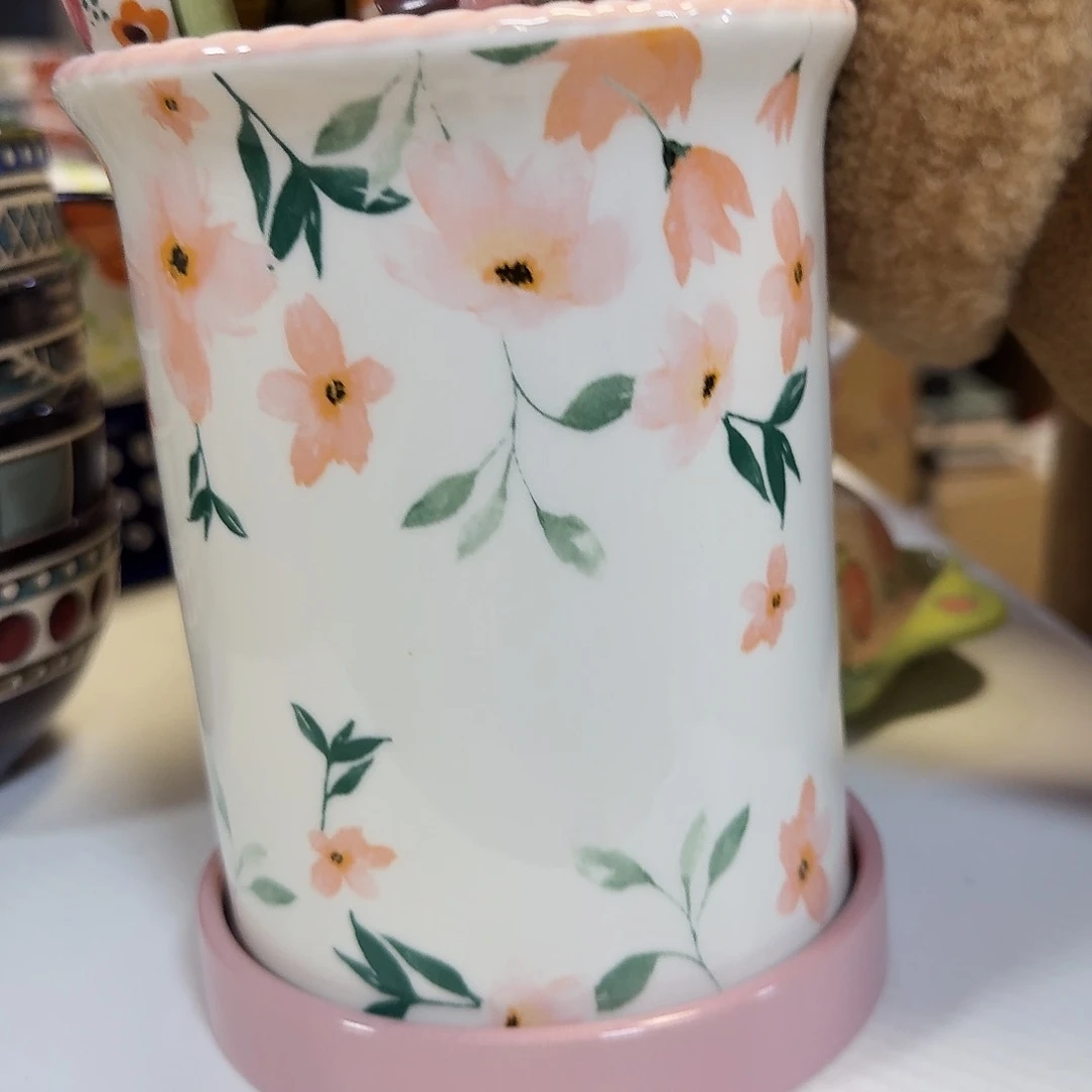 瓷粉色花大号筷子桶一只看图