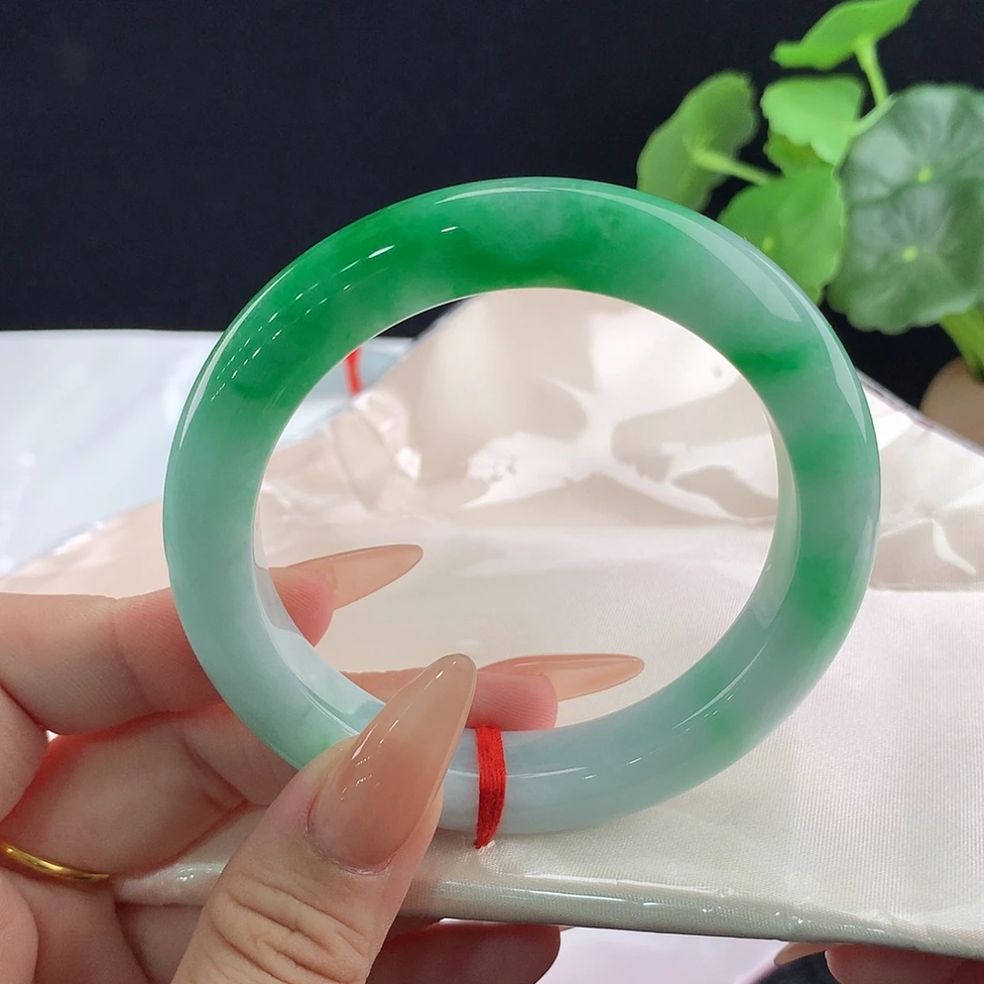 翡翠未镶嵌手镯正59/60