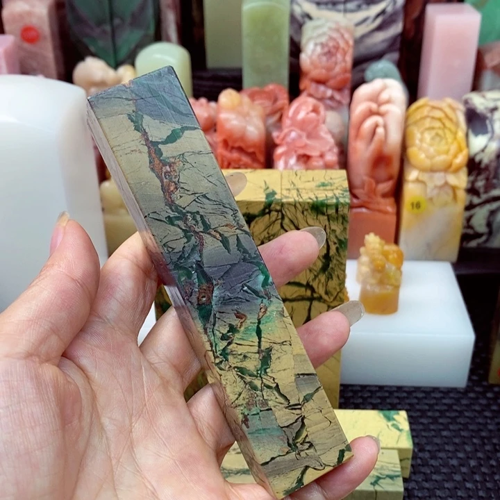 青田石印石惠****?四川石头