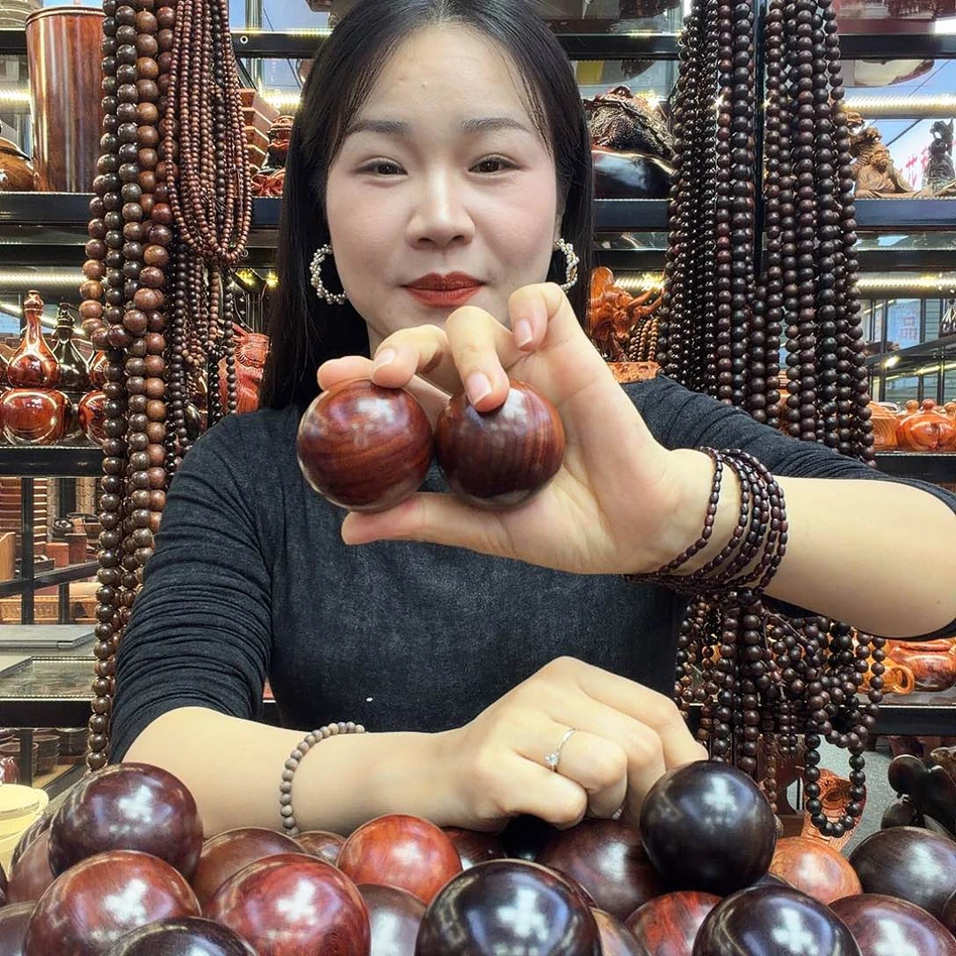 大红酸枝老挝大红酸枝5.0手球