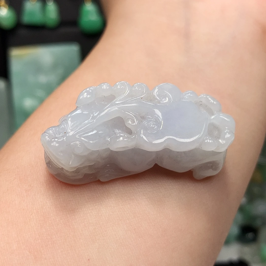 翡翠未镶嵌挂件貔貅