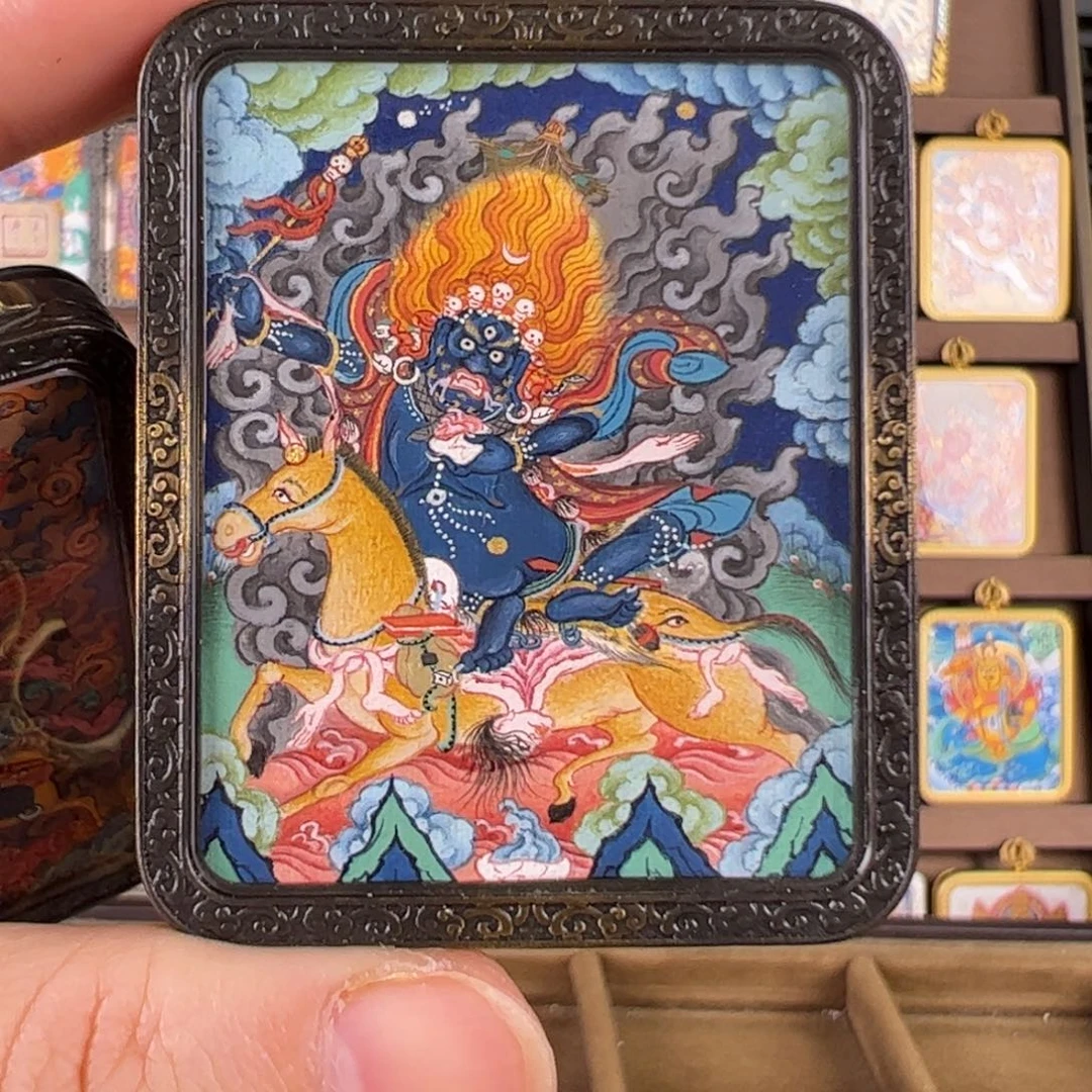 利***飞吊坠吉祥天唐卡绘画作品