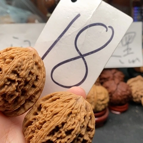 吊坠桃核40全品全家福南疆46克