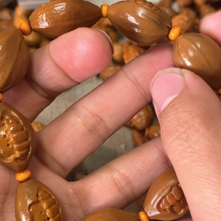 橄榄核手串/手链橄榄微瑕包衣小熊