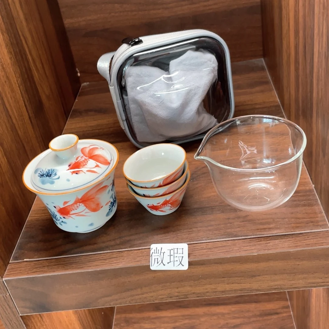 釉下手绘茶具微瑕