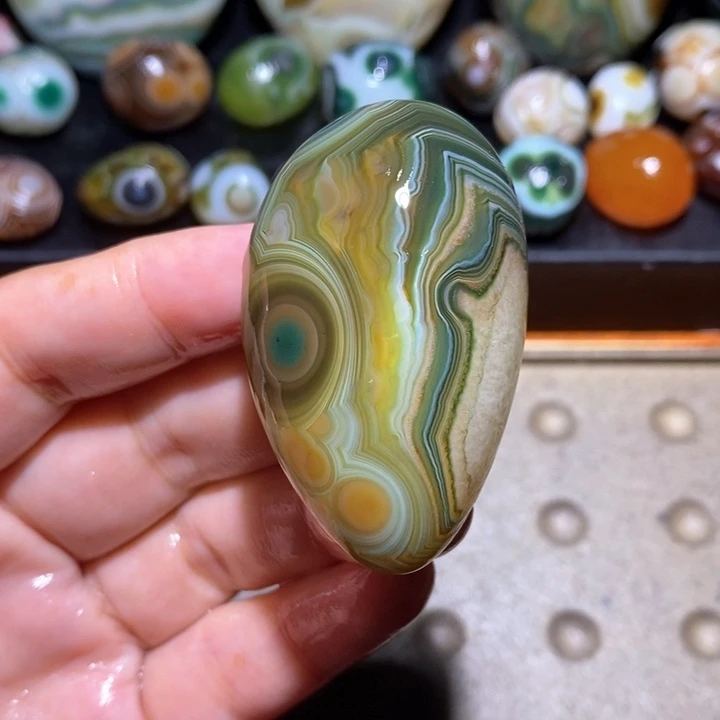 玛瑙/玉髓未镶嵌珠宝半成品