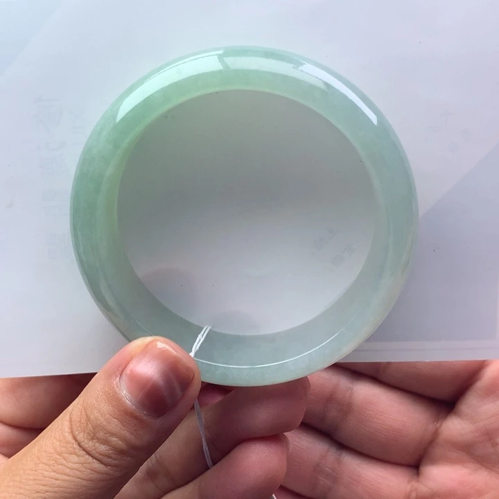 未镶嵌手镯翡翠天然翡翠手镯