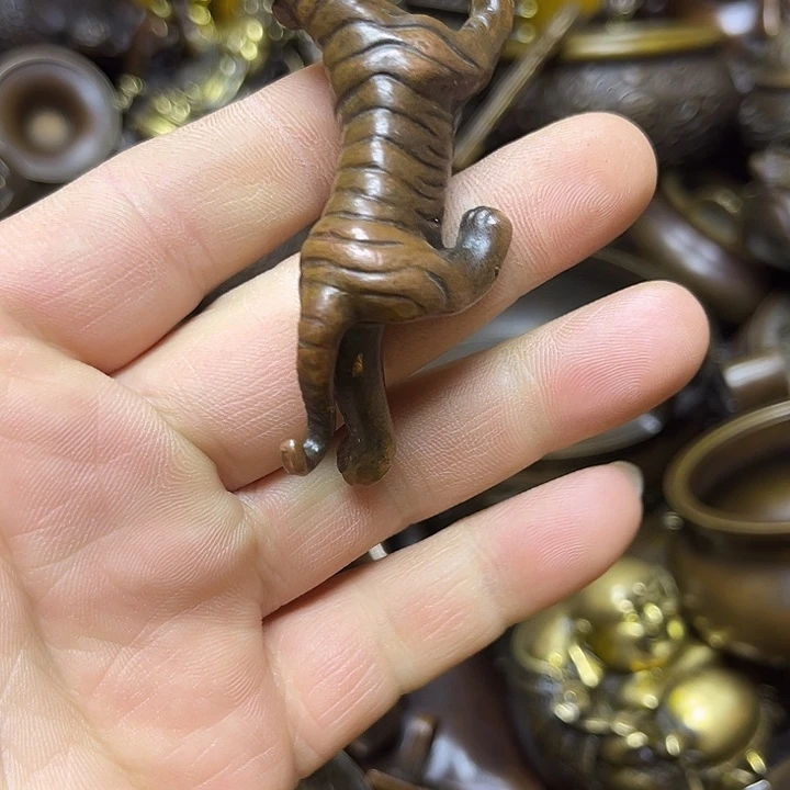 诚信经营精美铜器