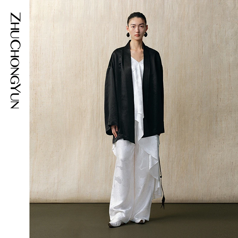 ZHUCHONGYUN2025春新款6A级桑蚕丝提花白色直筒长裤子C1FZ13715