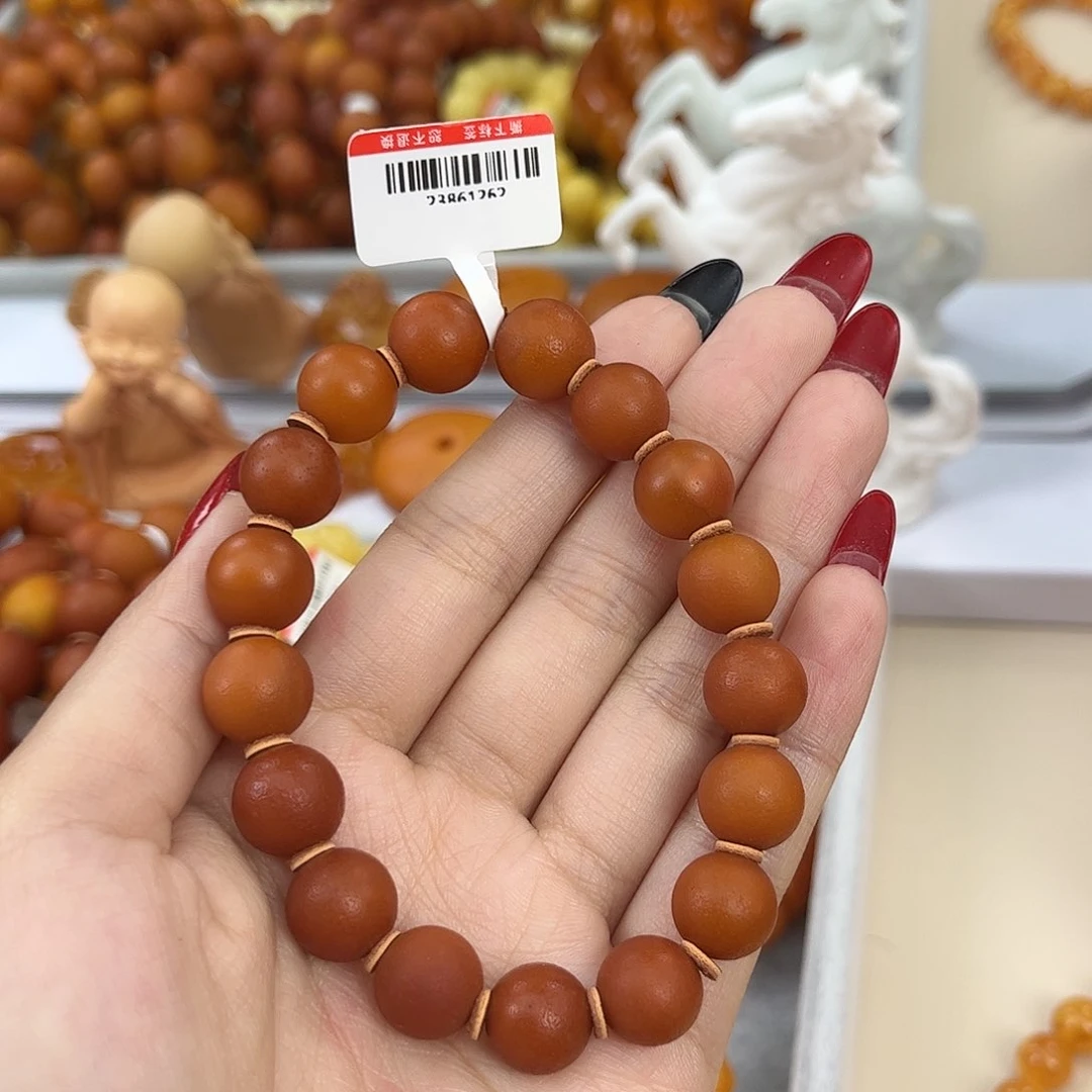 琥珀颈饰未镶嵌山*蜜蜡