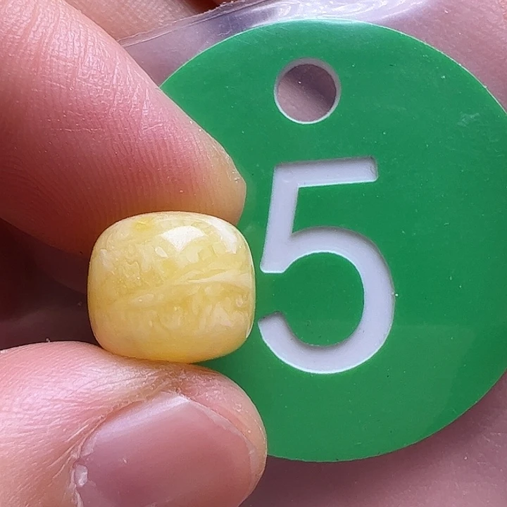 蜜蜡未镶嵌珠宝奇石嗨*10.8m m