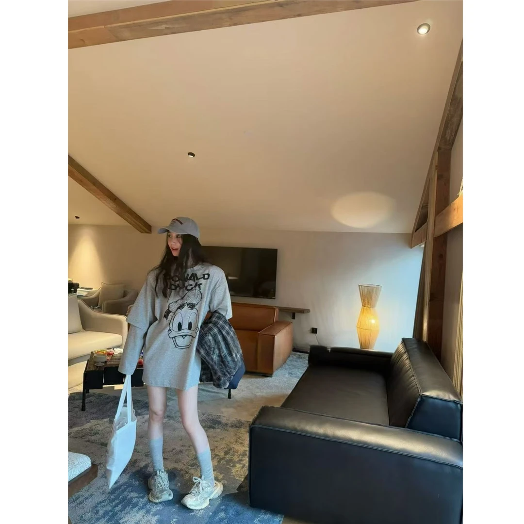 【现货】2025東room春季新款韩版唐老鸭印花假两件长袖垫肩T恤女