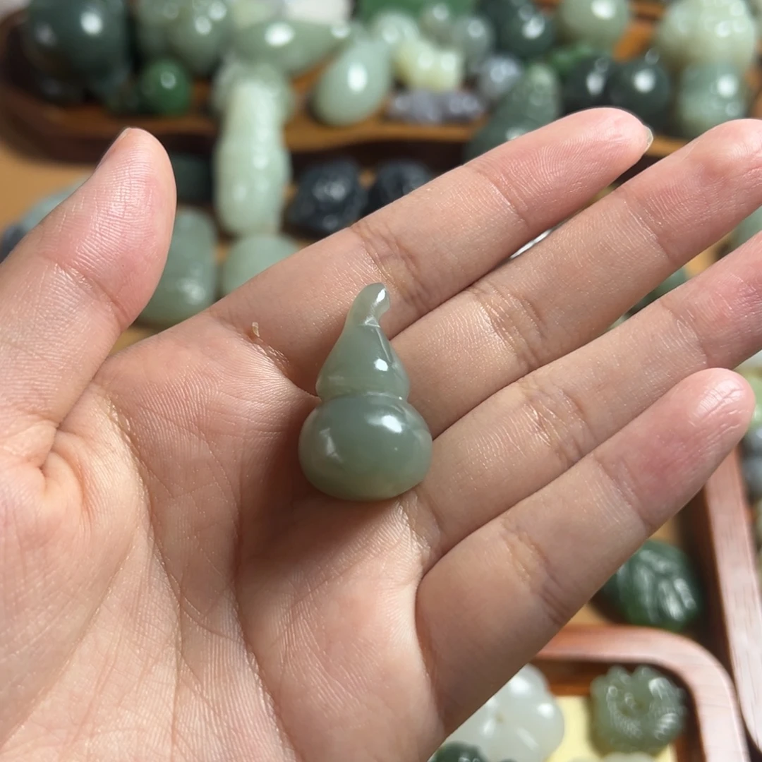 未镶嵌和田玉把件