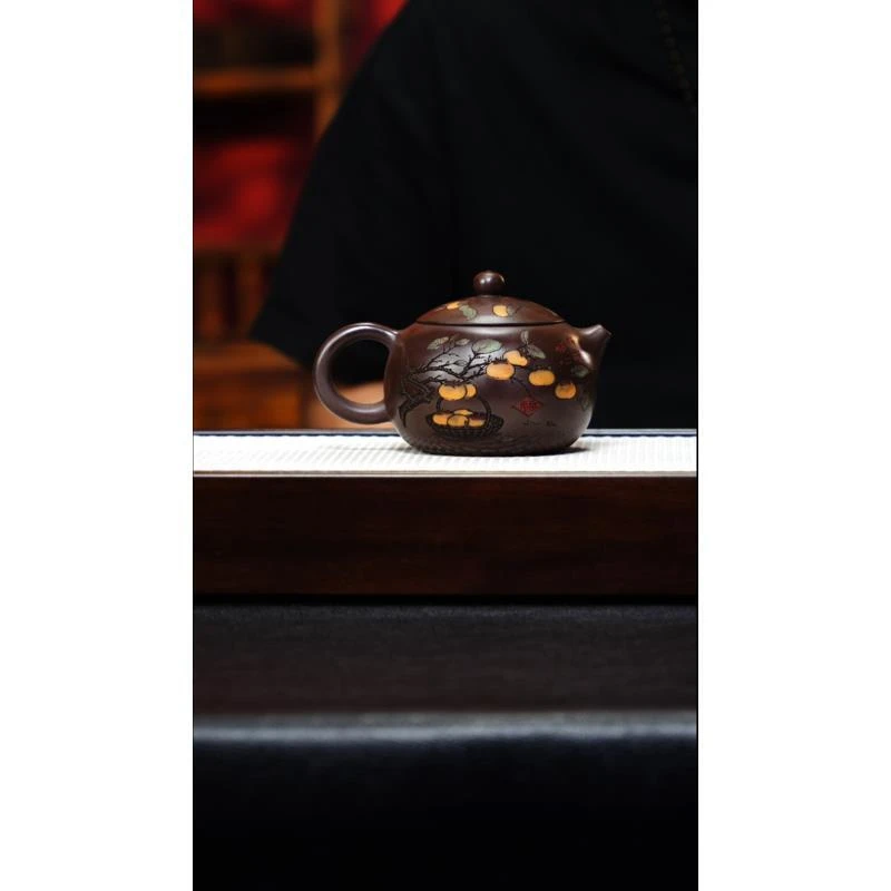 宜兴紫砂 西施（柿柿如意）紫泥 梅付春 h625