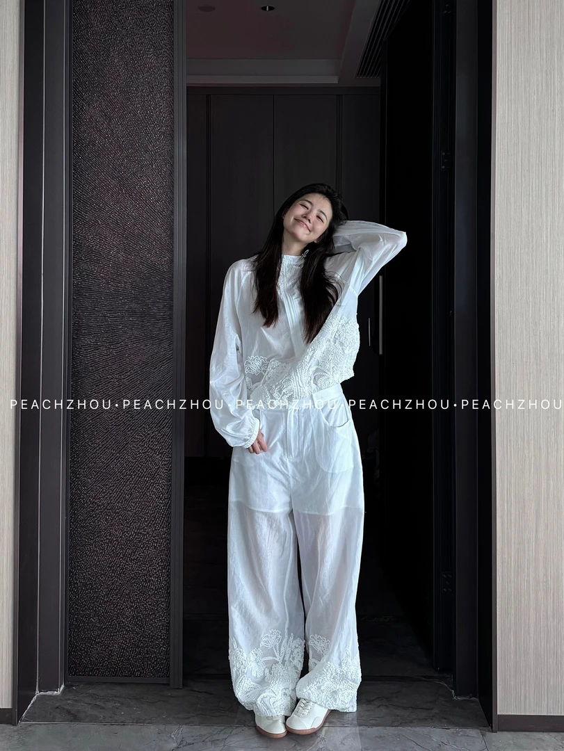 『PEACHZHOU』绣花下摆插肩微透宽松连帽拉链外套法式休闲防晒长袖