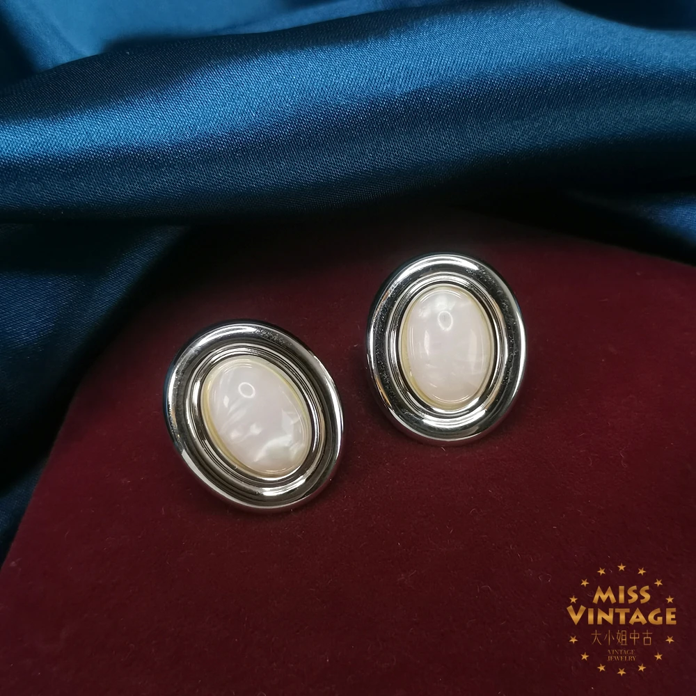 MONET柔粉银边耳夹[2502271-028]