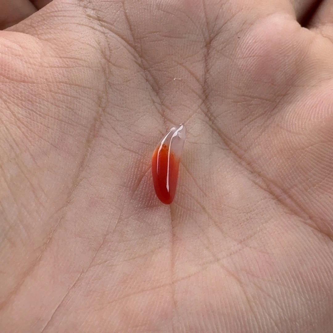 南红玛瑙未镶嵌冰飘小侧挂