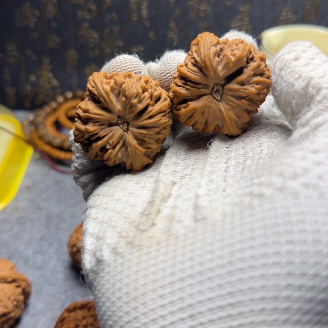 文玩核桃把件南疆团子