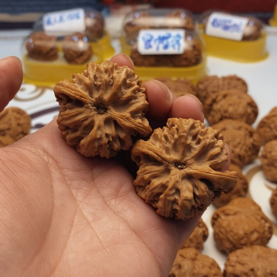 文玩核桃吊坠苹果园44尺