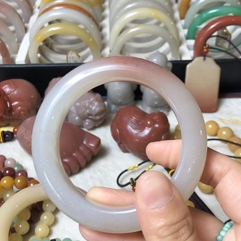 石英质玉未镶嵌手链