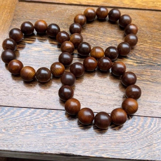 柏木（崖柏）全陈化老料把件串1.8串发一条