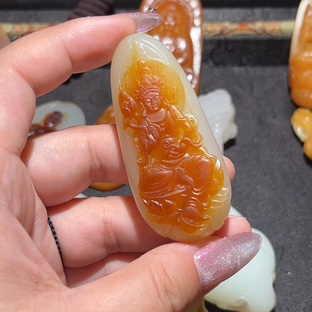 和田玉未镶嵌颈饰旺*