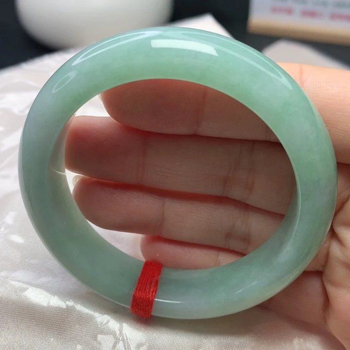 翡翠手镯未镶嵌555565656