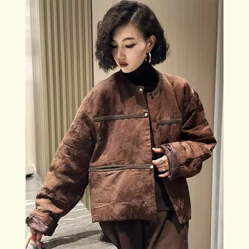 新中式国风女装盘扣上衣2024冬季新款高级感复古洋气棕色棉服外套