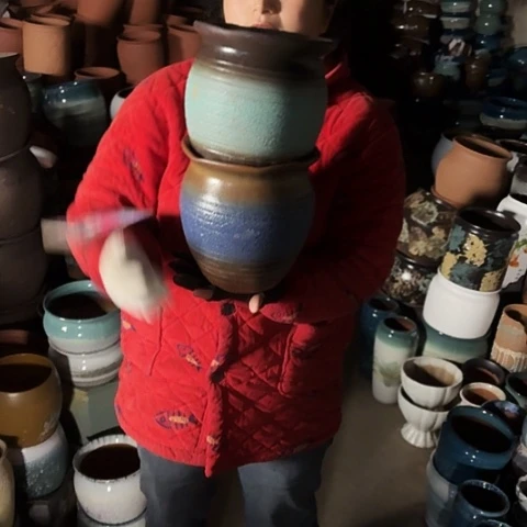 口19高20瑕疵两个盆。