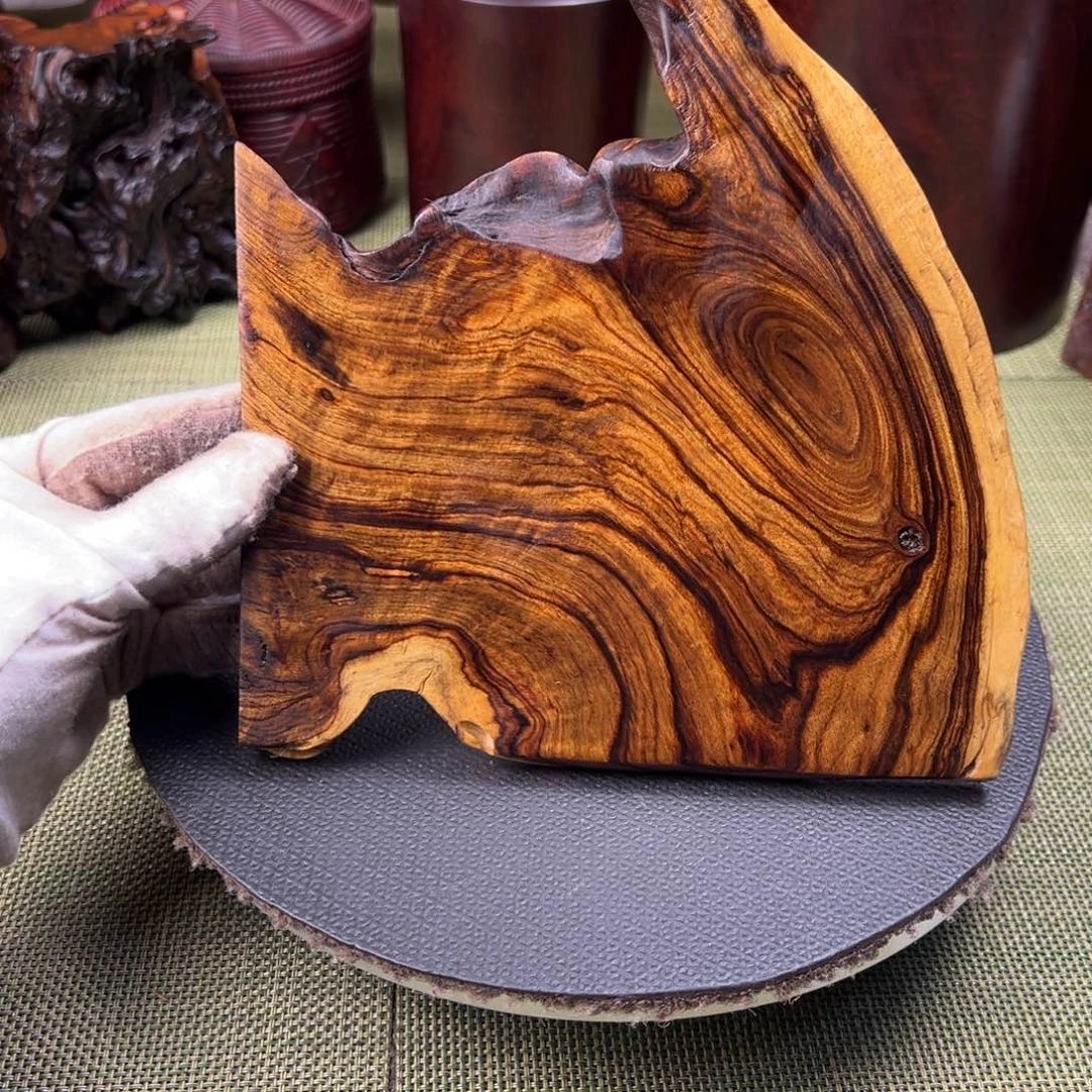 大果紫檀（缅甸花梨）咖***者