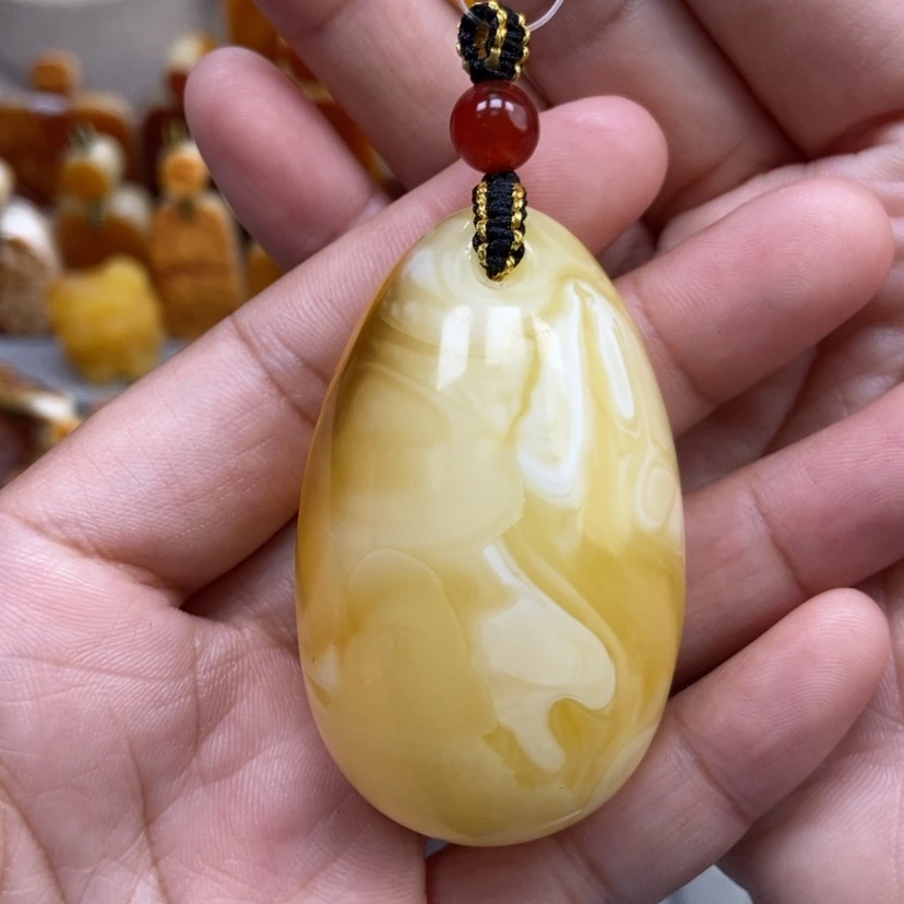 【闪购商品】琥珀颈饰未镶嵌