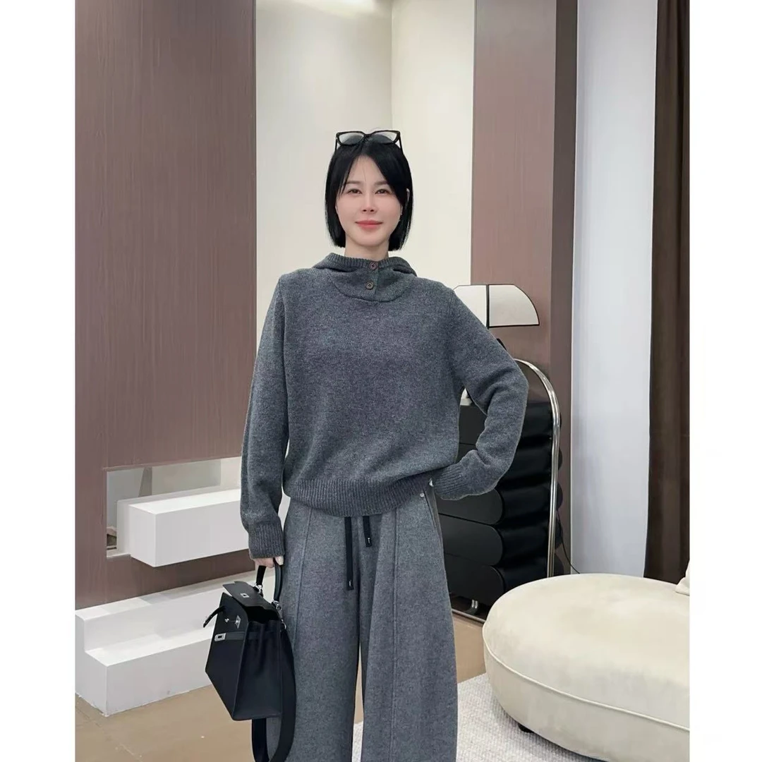 【洁子推荐】2025冬季新款258529连帽纽扣设计休闲毛衣ZYC258529