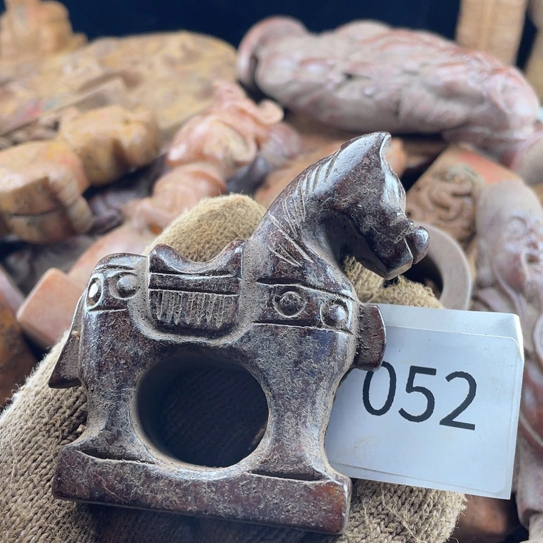 和田玉（糖玉）未镶嵌挂件