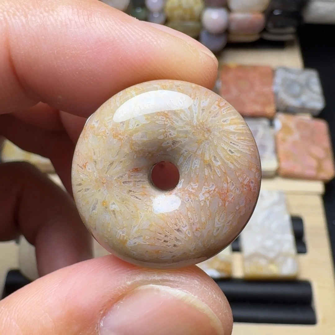 硅化玉未镶嵌纯天然色有机玉石保真色