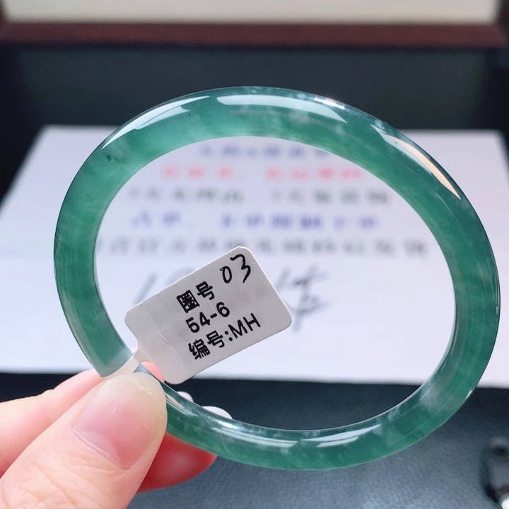 翡翠未镶嵌手镯翡翠手镯13