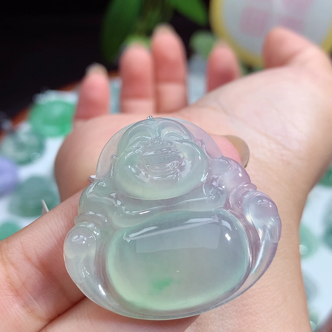 翡翠未镶嵌颈饰佛公