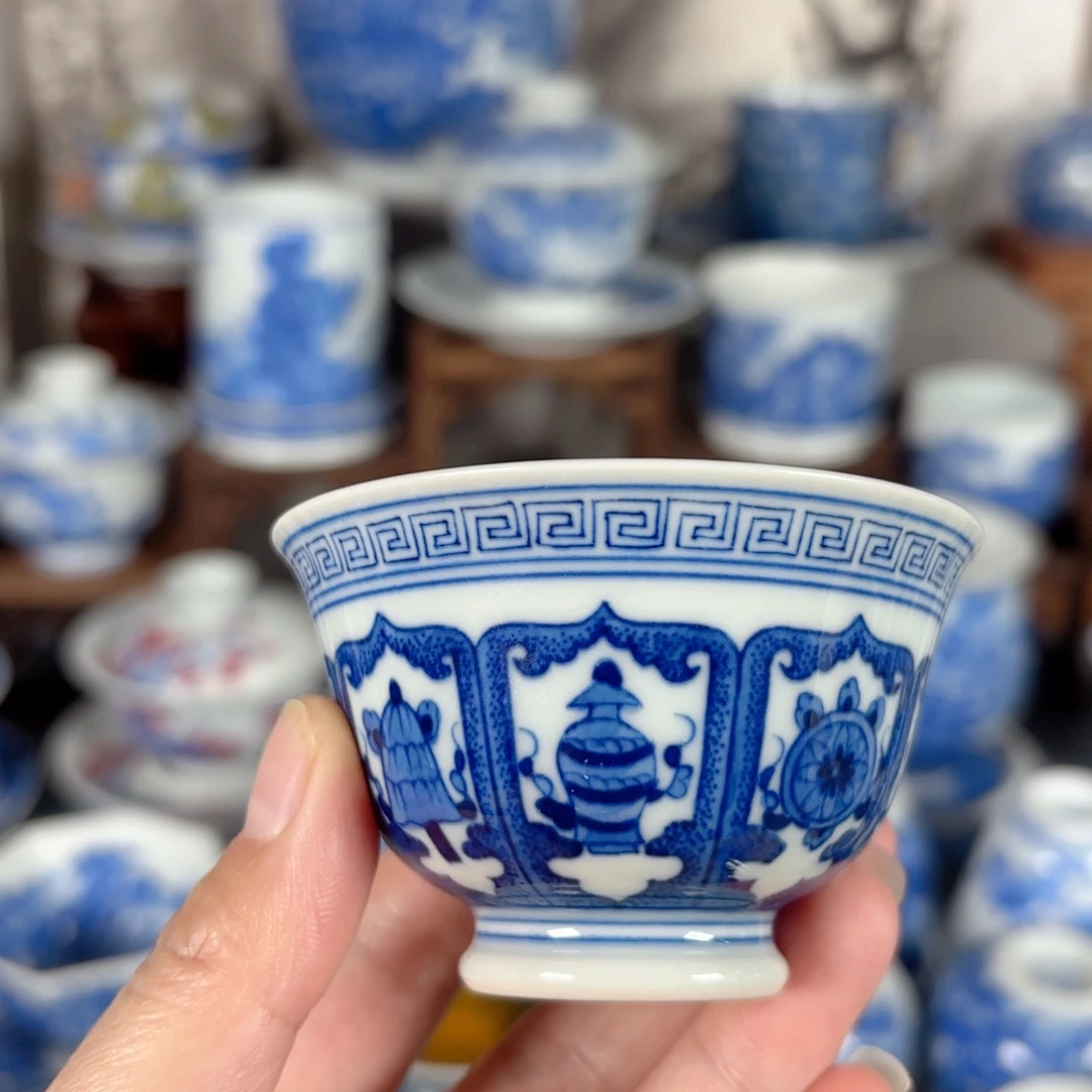 青花瓷器手绘作品陶瓷杯