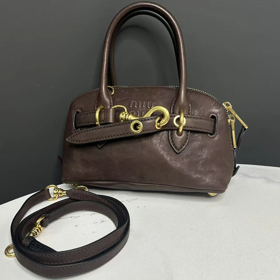 95新 MIU MIU/缪缪 miumiu石楠木色贝壳包21cm/JJ5092211