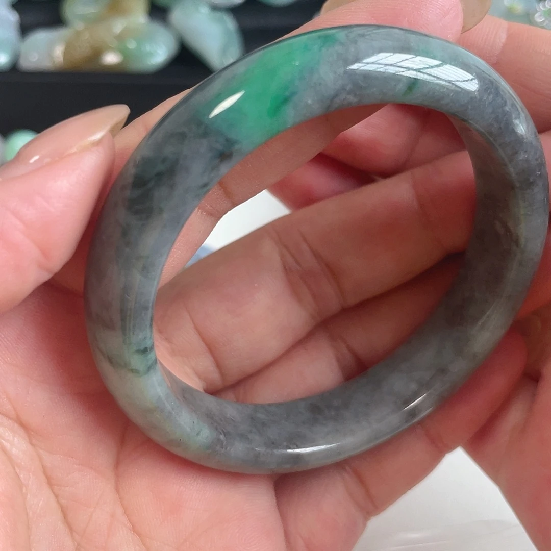 翡翠手镯未镶嵌翡翠460