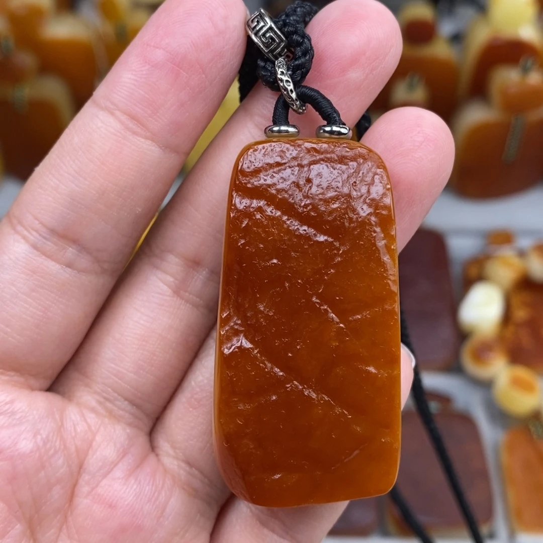 琥珀未镶嵌珠宝奇石