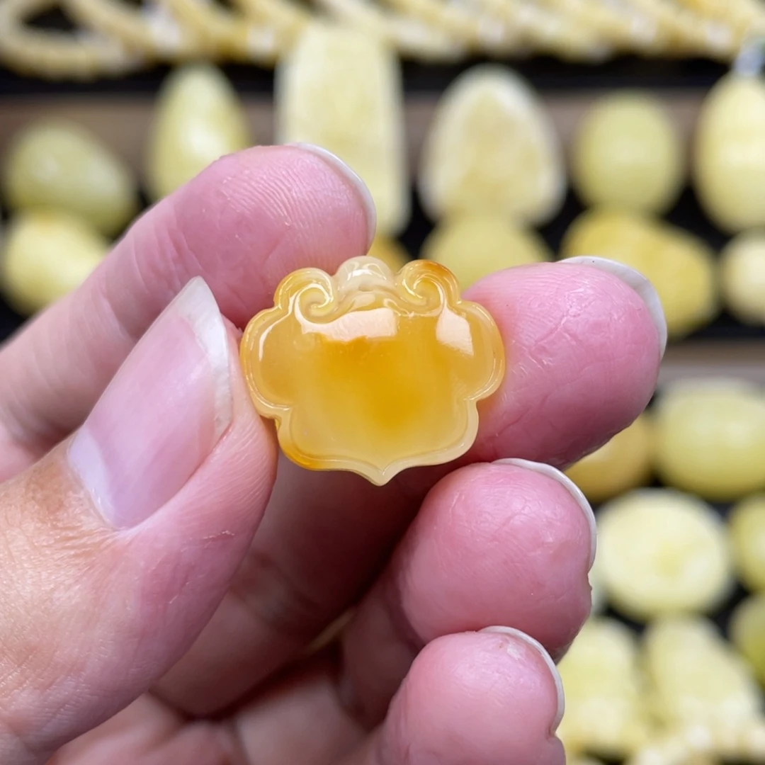 琥珀未镶嵌裸石琥珀蜜蜡