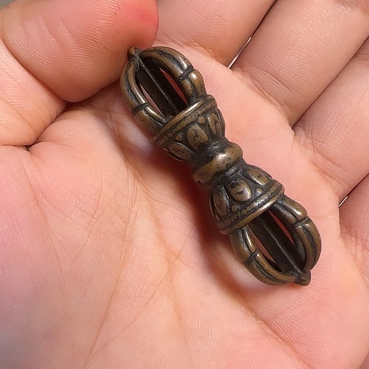 怎***雨拍………………………………………………