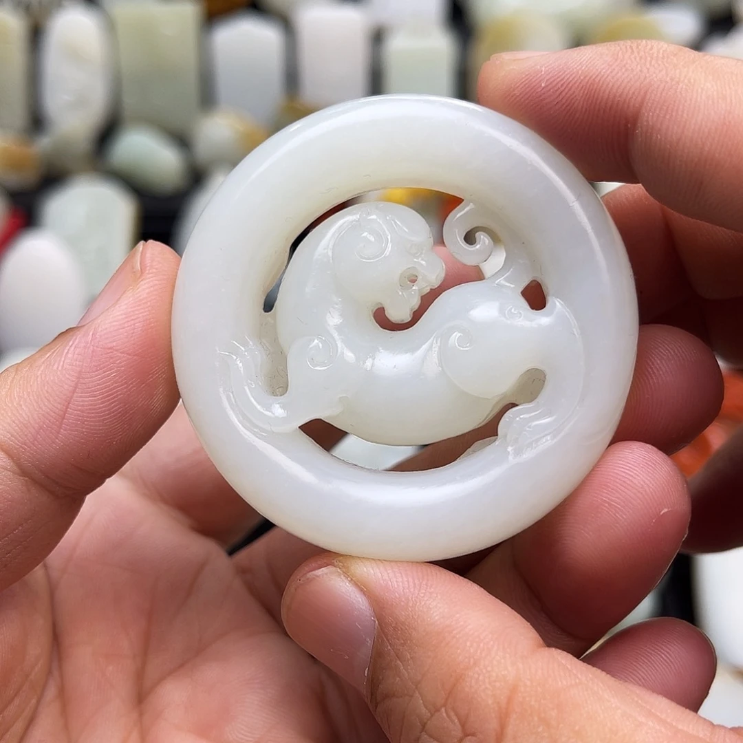 和田玉颈饰未镶嵌