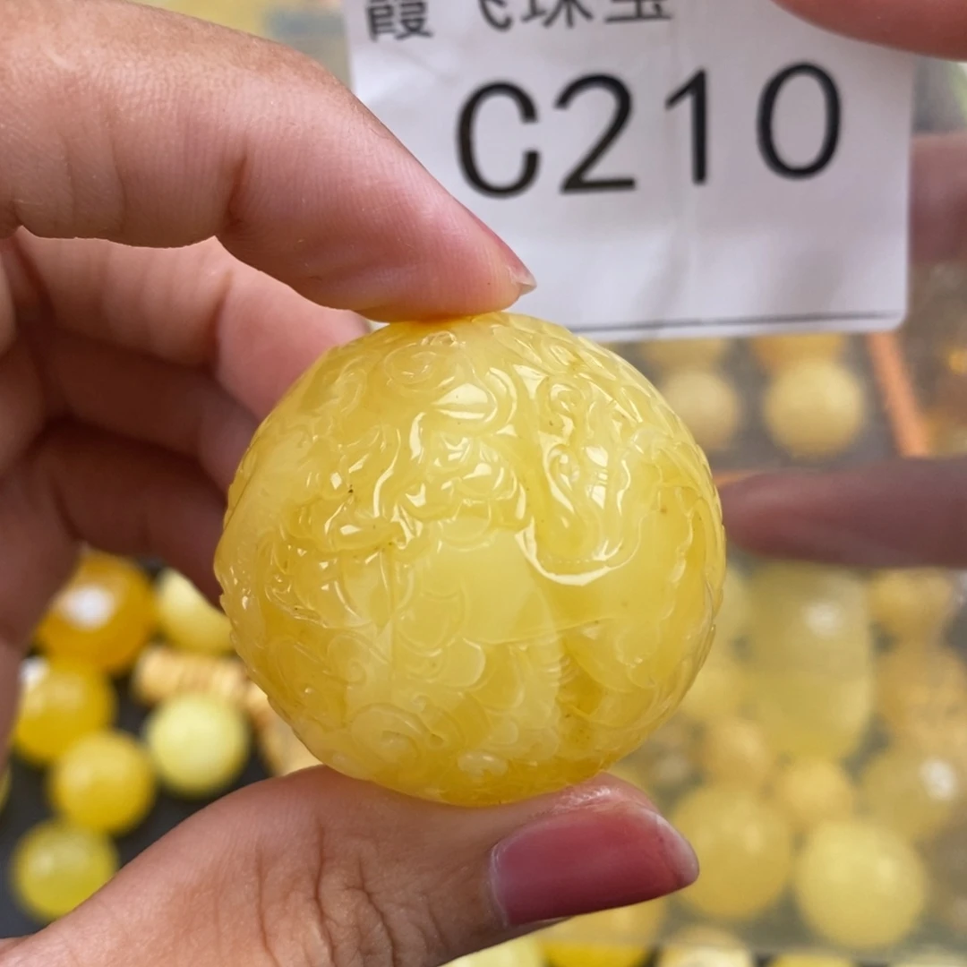 琥珀未镶嵌珠宝奇石35