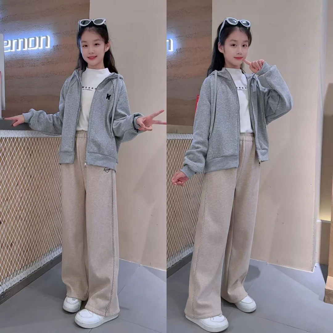 女童加绒外套套装字母休闲风普通外套连帽灰色时尚加绒裤子套装
