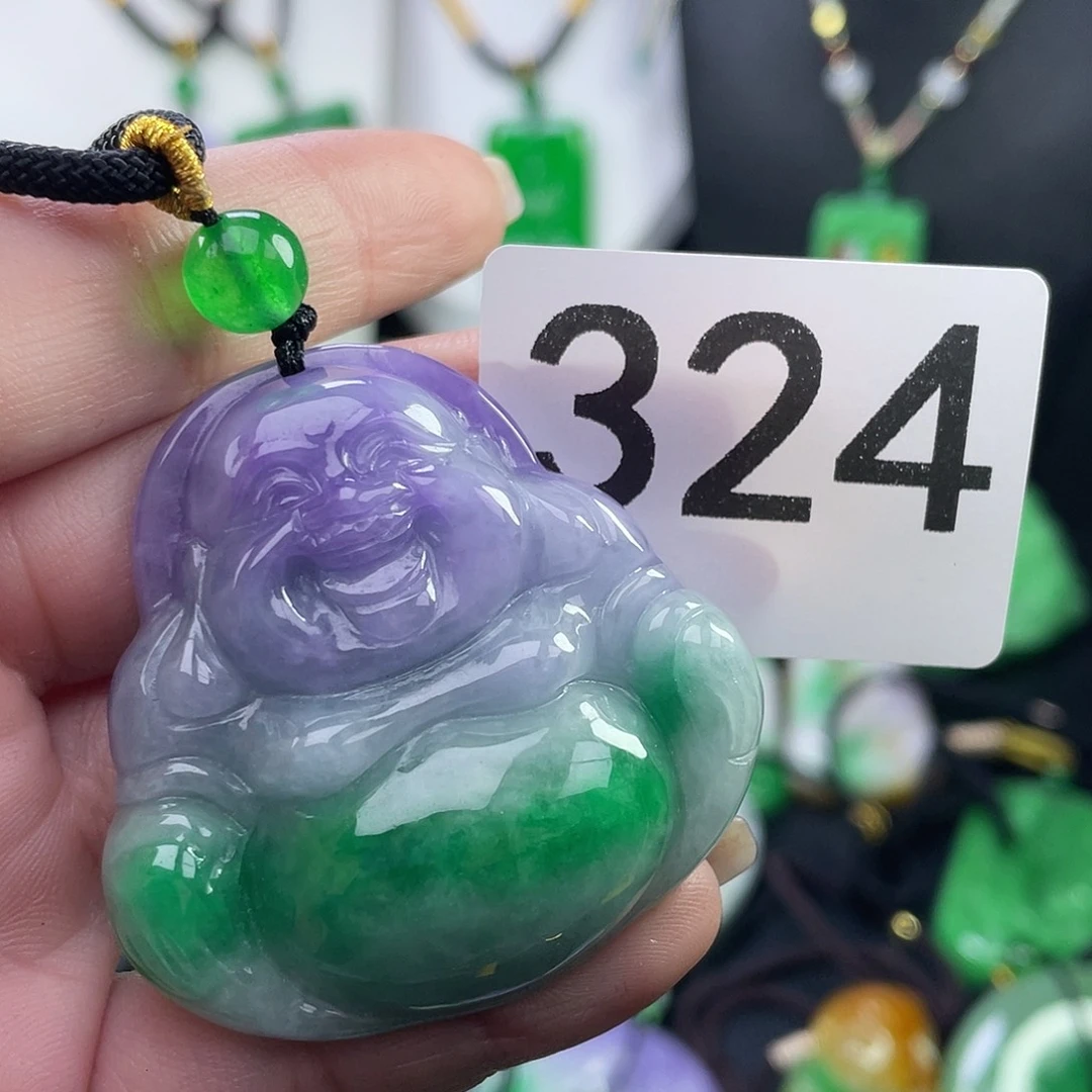 翡翠未镶嵌吊坠(赠链)