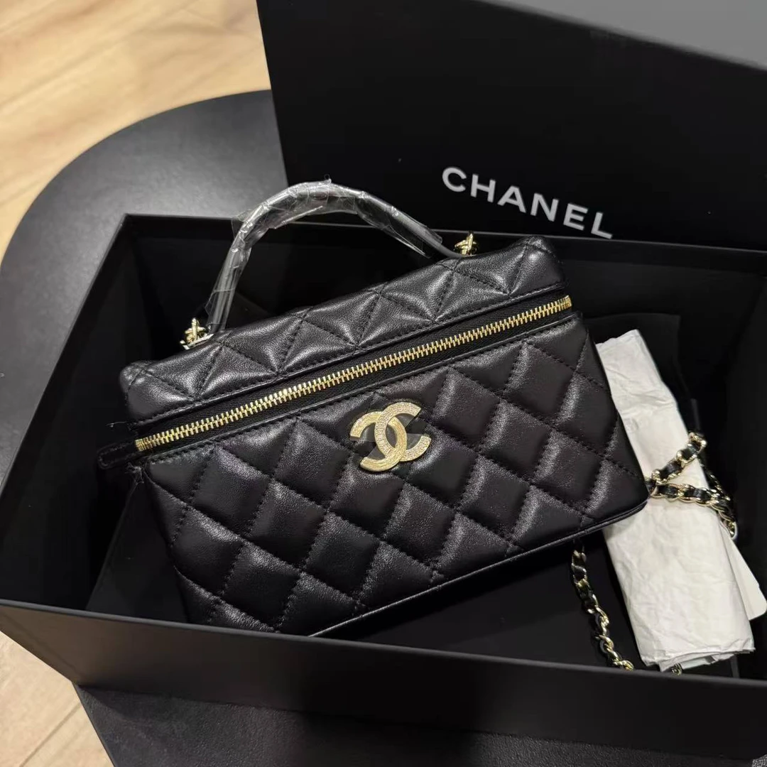未使用 Chanel/香奈儿 多多奢品/香奈儿25B黑金lp斜挎包/闲置