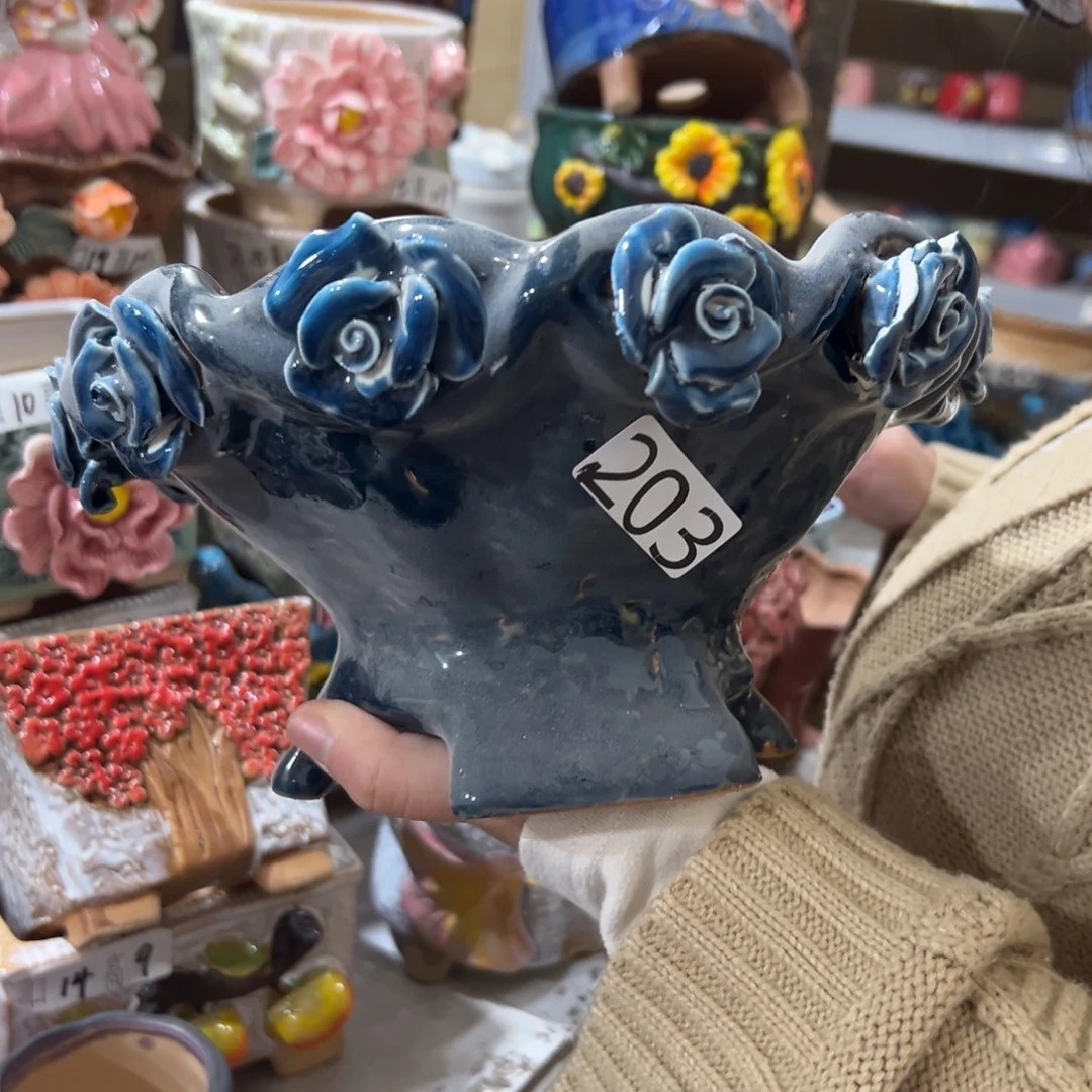 瑕疵203 花盆，拍满20发货，退款拉黑